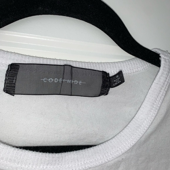 Soft Code x Mode Rouched White T-shirt - Picture 2 of 4